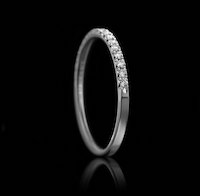 Halo No.5 – a half set diamond ring